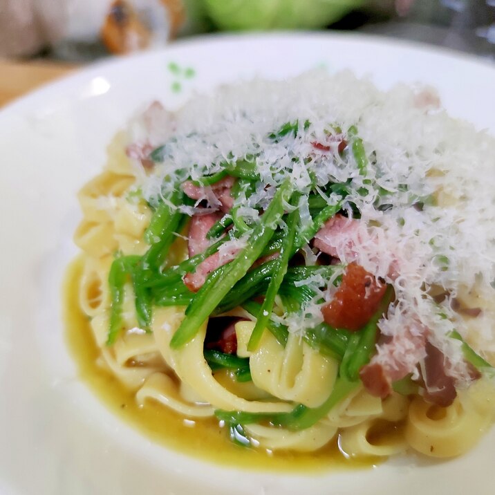 鴨ハムとサラダほうれん草茎のパスタ【パスタ100】